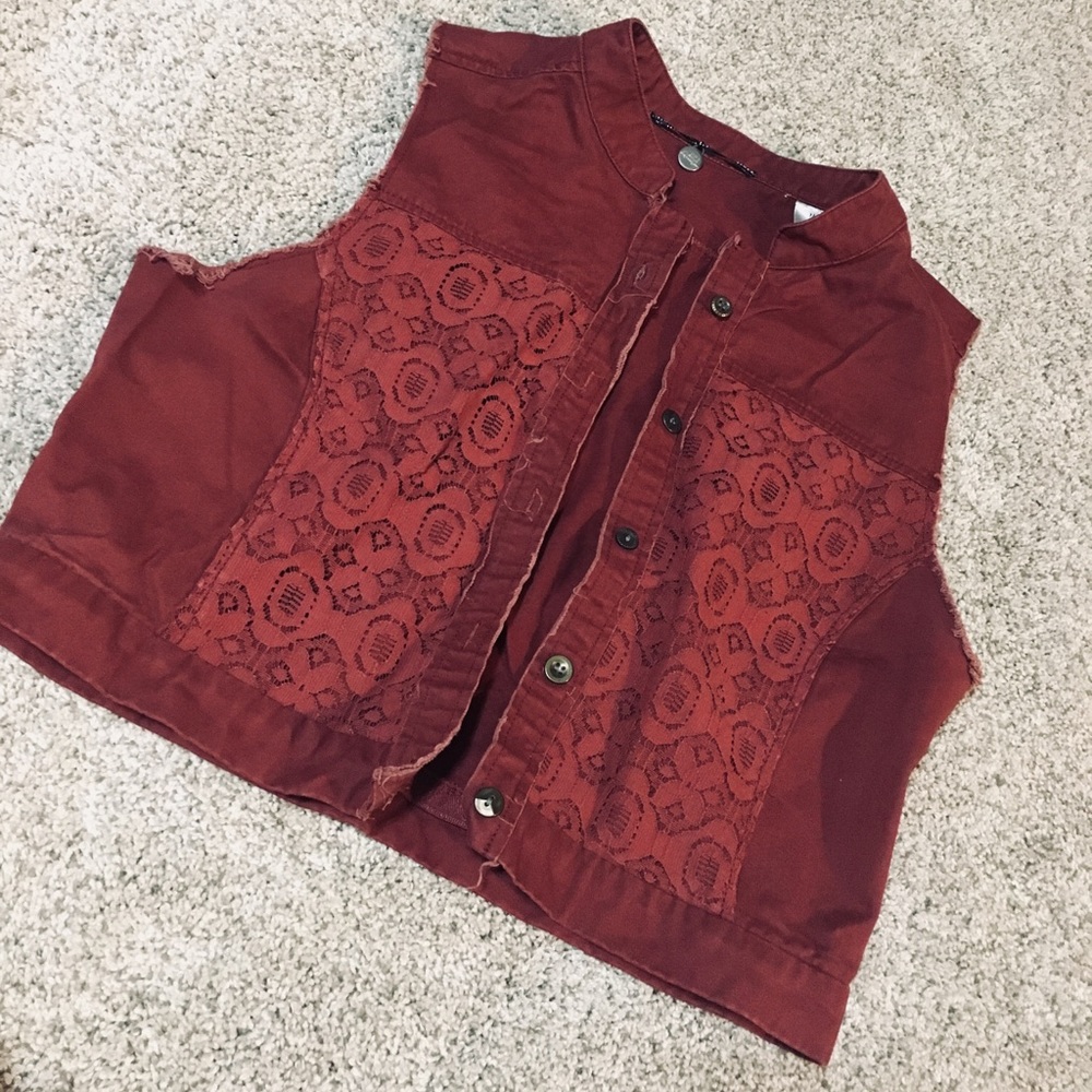 BKE Boutique Vest!! ✨